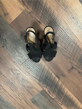 SO Black Platform Sandal Heels
